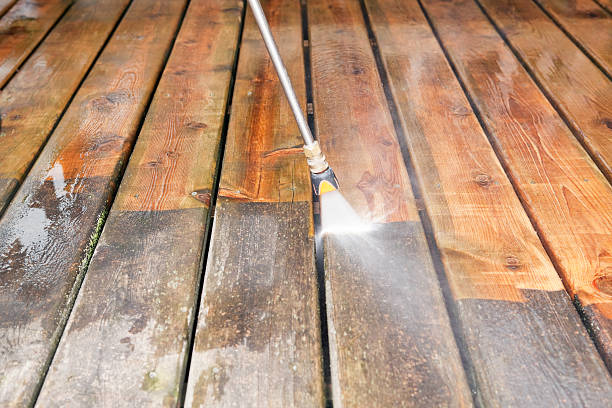 Why Choose Our Certified Pressure Washing Experts for Your Project Needs in Casa Conejo, CA?